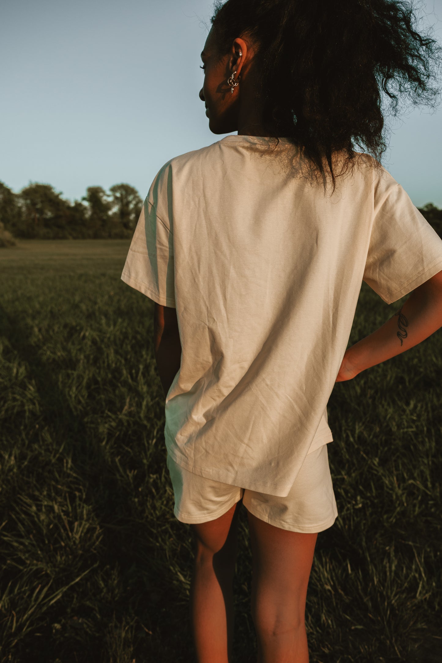 Airy Essentials Everyday T-Shirt - Buttercream (Mama)