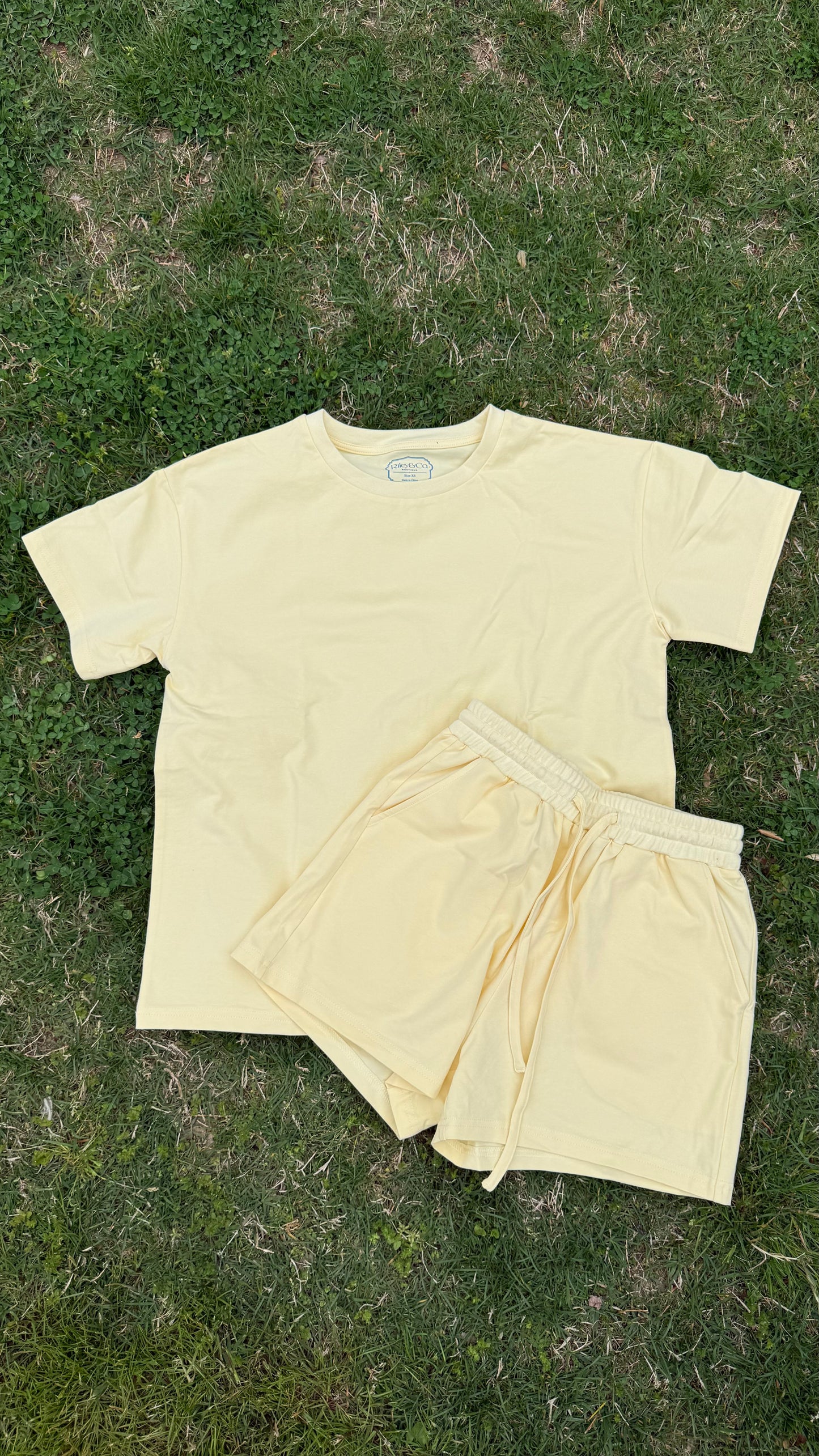 Airy Essentials Everyday T-Shirt - Buttercream (Mama)